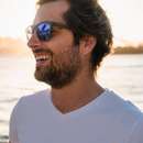 Handsome, tall and tanned guy wants to meet shy woman in Eastern Shore